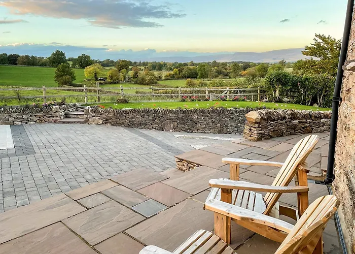 Stallion Barn * Crosby Garrett